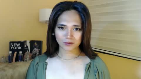 Snapshot of lesleyanderson chatting on 14, 12, 2025 Pat online show from 14, 12, 2025