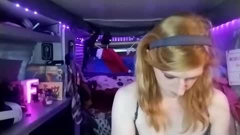 LesleyGumGrass- The Boring Trans girl online show from 2, 3, 2025