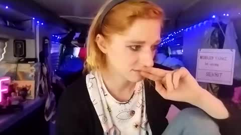 LesleyGumGrass- The Boring Trans girl online show from 4, 3, 2025