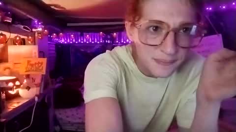 LesleyGumGrass- The Boring Trans girl online show from 28, 9, 2025