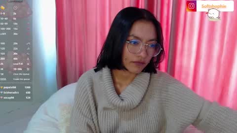 Snapshot of leslie__anderson chatting on 8, 3, 2025 Leslie online show from 8, 3, 2025