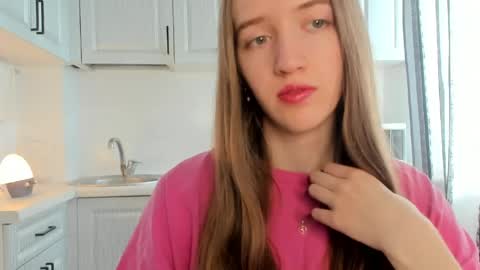  LESLIE   online show from 14, 4, 2026