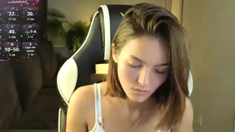 Leslie online show from 4, 7, 2026