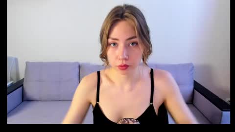 Leslie online show from 9, 5, 2026