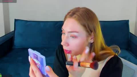 Leslie online show from 10, 5, 2026
