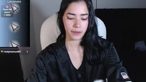 leslie  online show from 26, 2, 2025