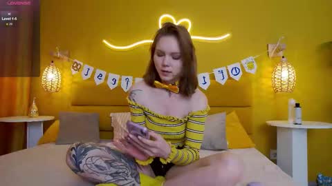 Lessy online show from 21, 9, 2025