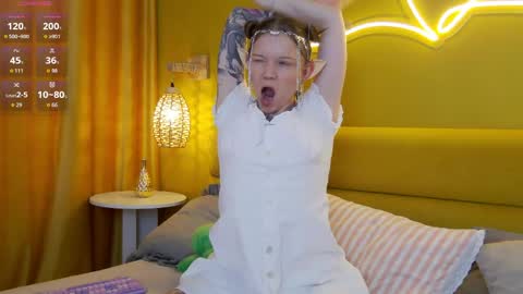 Snapshot of lessysweety chatting on 2, 3, 2026 Lessy online show from 2, 3, 2026