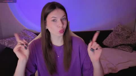 Snapshot of let_me_seee chatting on 3, 4, 2026 Fiona online show from 3, 4, 2026