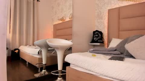 Snapshot of leti_white chatting on 30, 9, 2025 Leti White online show from 30, 9, 2025