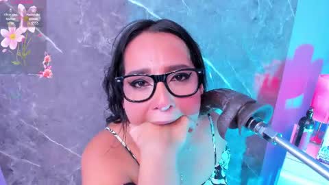 leticia  online show from 11, 7, 2026