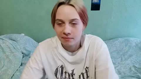 letitiaboteler online show from 4, 12, 2025