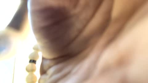 follow me  here you find me online show from 23, 9, 2025