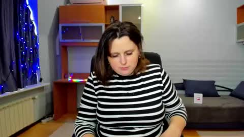 Snapshot of letticams chatting on 7, 2, 2026 Naomi online show from 7, 2, 2026