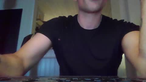 Snapshot of levaithen369 chatting on 16, 1, 2026 levaithen369 online show from 16, 1, 2026