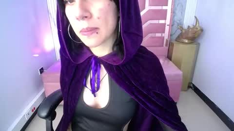 Luisa  online show from 22, 12, 2025