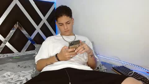 Snapshot of levy_steve chatting on 22, 3, 2026 LevySteven online show from 22, 3, 2026