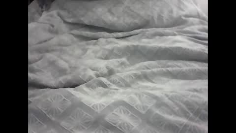 Snapshot of leweylewy chatting on 19, 10, 2025 leweylewy online show from 19, 10, 2025