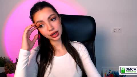 Alexia online show from 12, 11, 2025