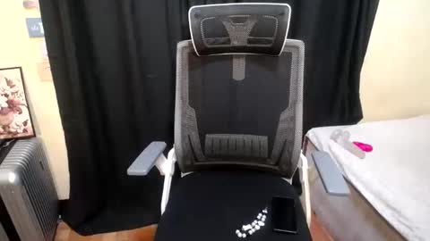 Lexi-lore online show from 5, 2, 2026