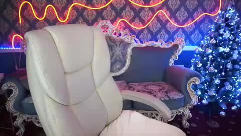 lexi_si online show from 18, 12, 2024