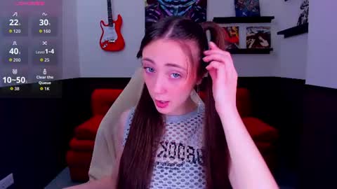 Snapshot of lexi_split chatting on 24, 6, 2026 Lexi GTM2 MonWedThurSatSun 1000am-400pm online show from 24, 6, 2026
