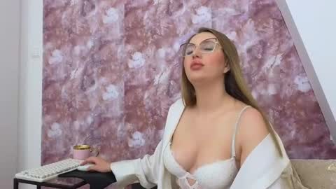 LEXXY online show from 16, 1, 2025