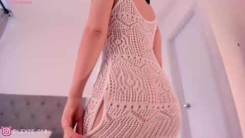 Snapshot of lexie_red chatting on 5, 3, 2025 LEXIE online show from 5, 3, 2025