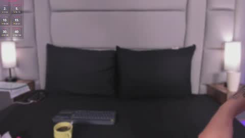lexiee__ online show from 9, 5, 2026