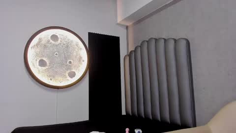 lexiegreys online show from 11, 9, 2025