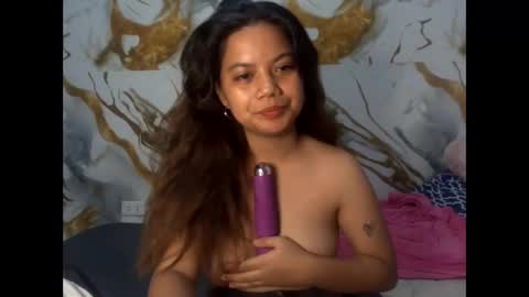 Snapshot of lexielar chatting on 19, 5, 2026 LEXIE online show from 19, 5, 2026