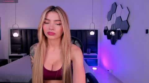 Lexie  online show from 13, 5, 2026