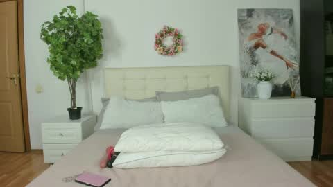 Snapshot of lexiflower1 chatting on 8, 4, 2026 Lexi online show from 8, 4, 2026