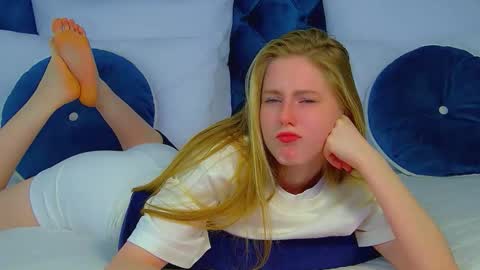 Lexi online show from 3, 10, 2025