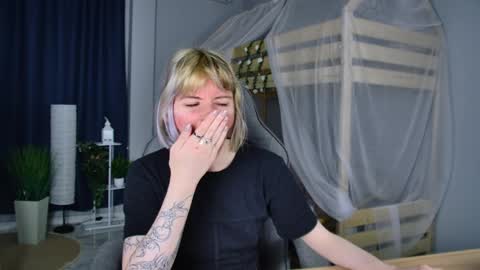Snapshot of lexiwenford chatting on 19, 5, 2026 Lexi Wenford NO NUDE GODDESS online show from 19, 5, 2026