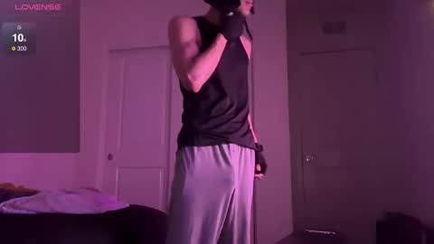 Snapshot of lexxxcazzo chatting on 22, 9, 2025 Dromaeosaurex online show from 22, 9, 2025