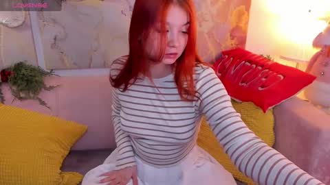 Snapshot of lexxxyone chatting on 5, 1, 2025 lexxxyone online show from 5, 1, 2025