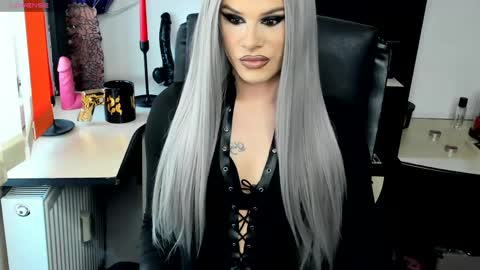 Snapshot of lexxymiss chatting on 19, 4, 2026 eva lexy you may call me Miss online show from 19, 4, 2026