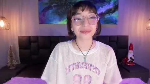Snapshot of lexy_bluu chatting on 6, 12, 2024 Lexy online show from 6, 12, 2024