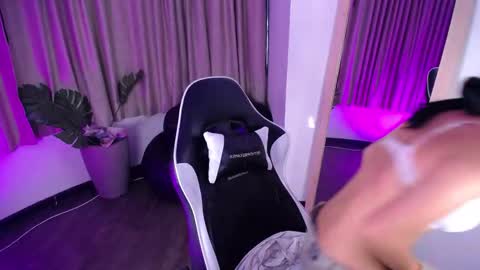 Snapshot of lexy_storm_18 chatting on 25, 4, 2026 lexy_storm_18 online show from 25, 4, 2026
