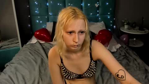 Lexy online show from 13, 2, 2025