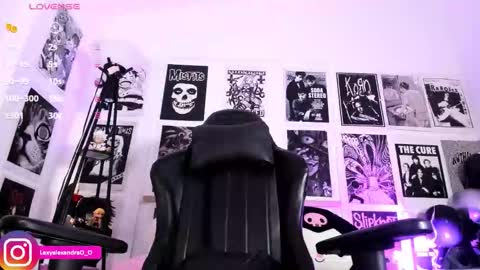 LexyJoyce online show from 3, 2, 2026