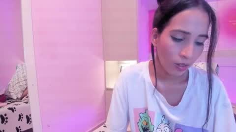 L I A  online show from 12, 10, 2025