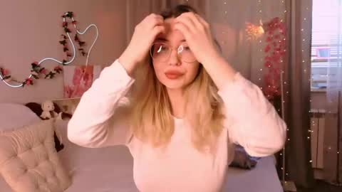 Lily online show from 7, 6, 2026