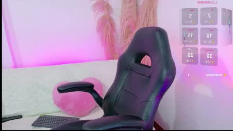 Snapshot of leydy0812_ chatting on 16, 10, 2025 Leydy online show from 16, 10, 2025