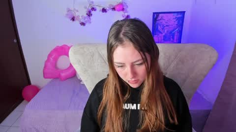 Leyla Miller online show from 30, 3, 2026