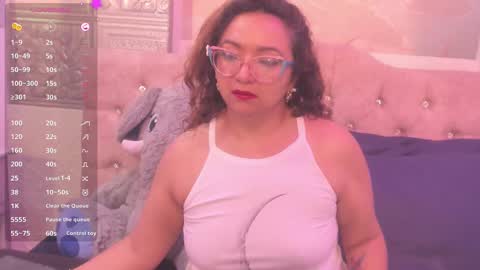Leyla smithh online show from 24, 10, 2025