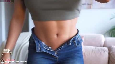 INSTA leylasteel model         online show from 30, 5, 2026