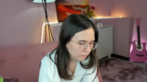 leylamirage online show from 13, 3, 2026