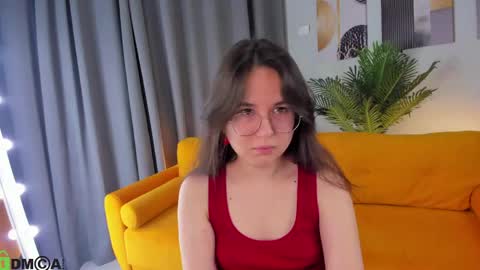 leylamirage online show from 3, 5, 2026